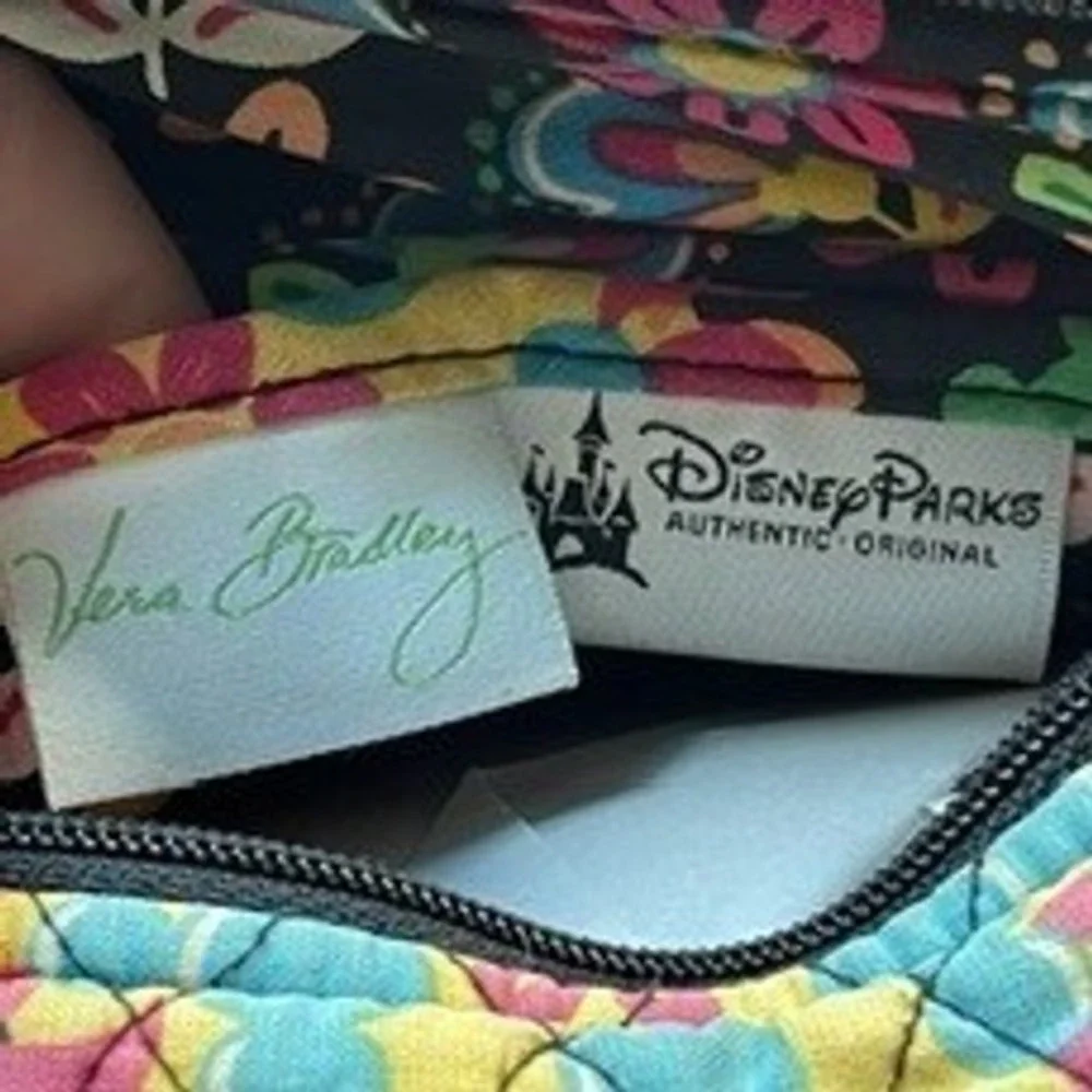 Vera Bradley‎ Disney Mickey Mouse Paisley Celebration Quilted Hipster Crossbody
